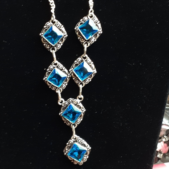 Beautiful Genuine 12 CT Blue Topaz S925 Necklace - Picture 3 of 5